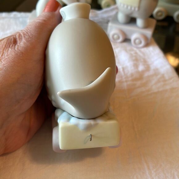 Vintage 1991 Precious Moments Birthday Train 10th Birthday Whale. - Picture 5 of 7